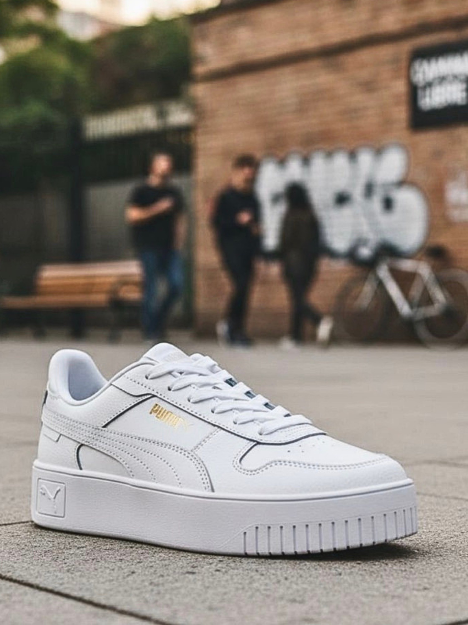 Tenis C Street